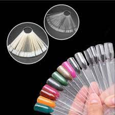 Beauty Style Muestrario de Uñas Transparente Tipo Llavero 1075352