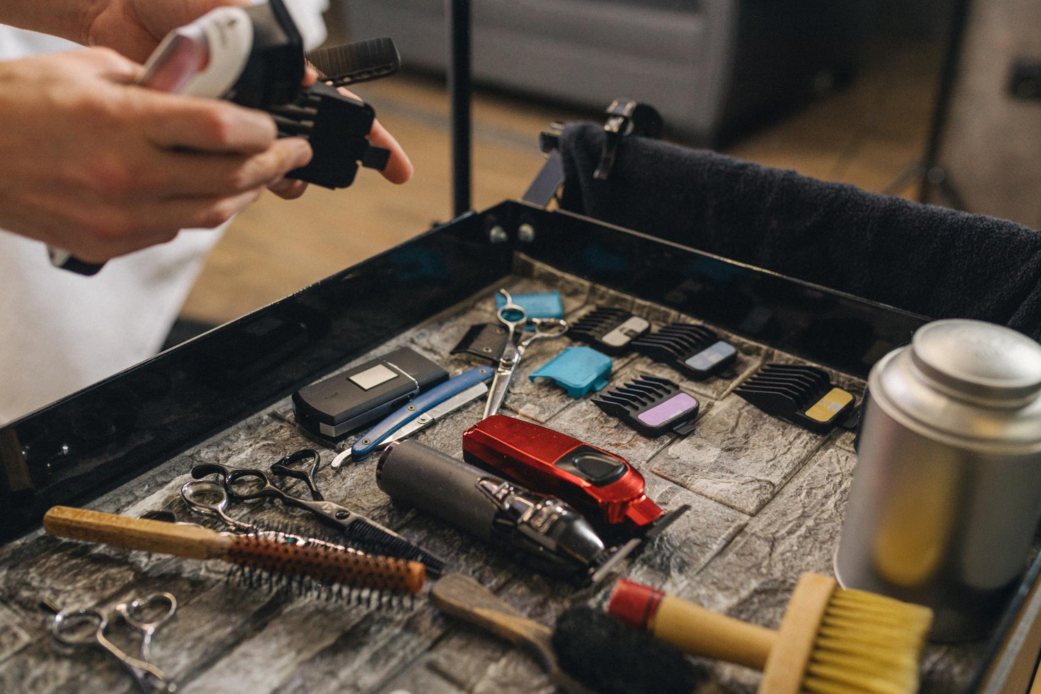 Accesorios Funcionales para Estaciones de Barbería