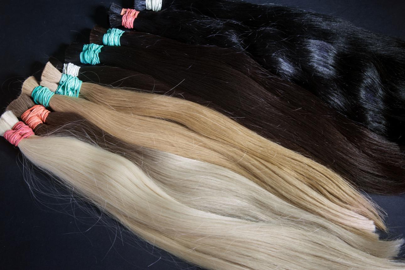 Extensiones Color #F4/27 Mezcla Castaño & Rubio – Efecto Balayage Profesional