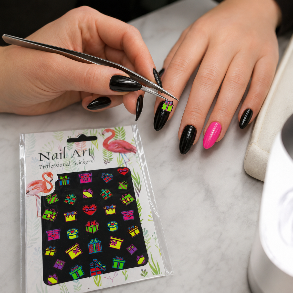 Nail Art Professional Stickers 3D de Regalos y Corazones Código 0004