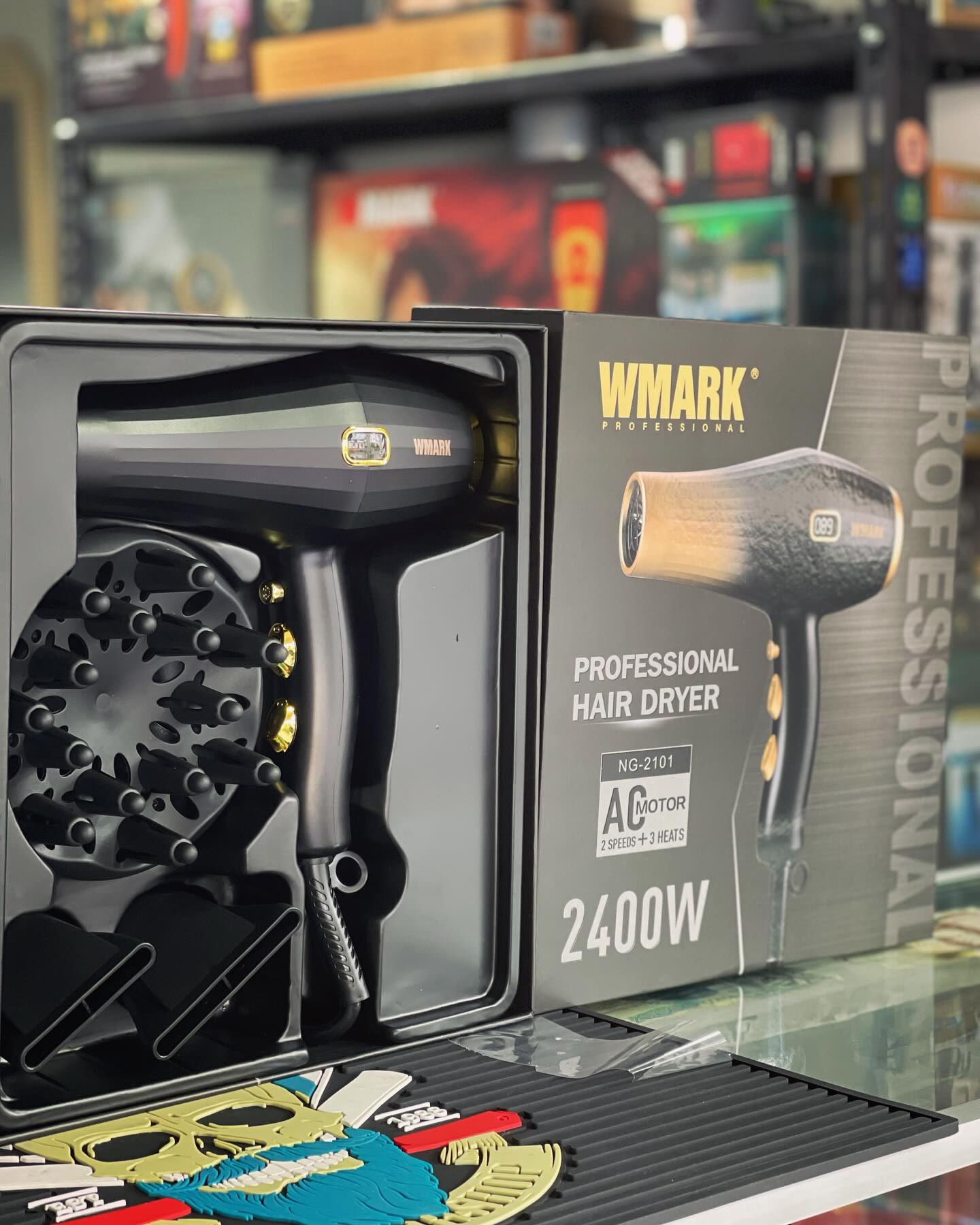 WMARK Professional Hair Dryer NG-2101 2400W – Secador Profesional con Motor AC y Pantalla LED