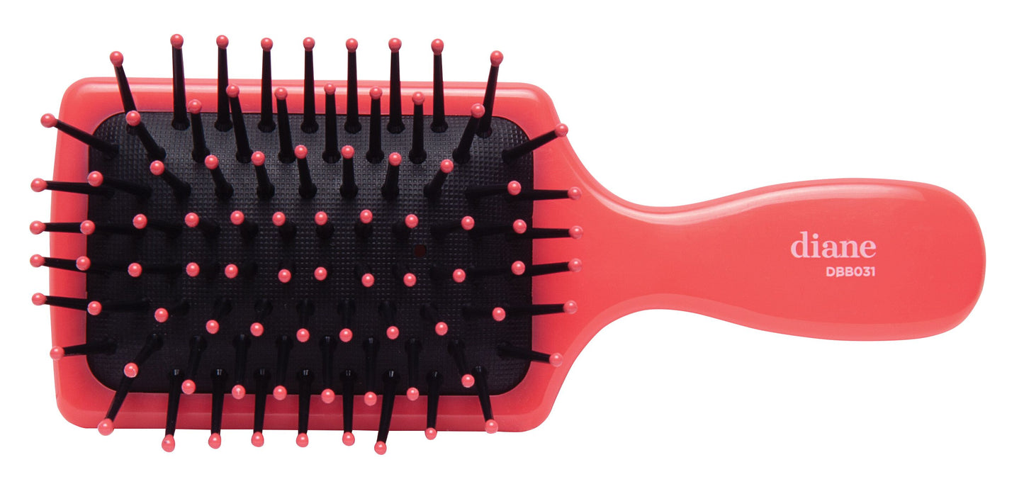 Diane Mini Cushion Paddle Brush DBB031 – Cepillo Paleta Compacto Rojo