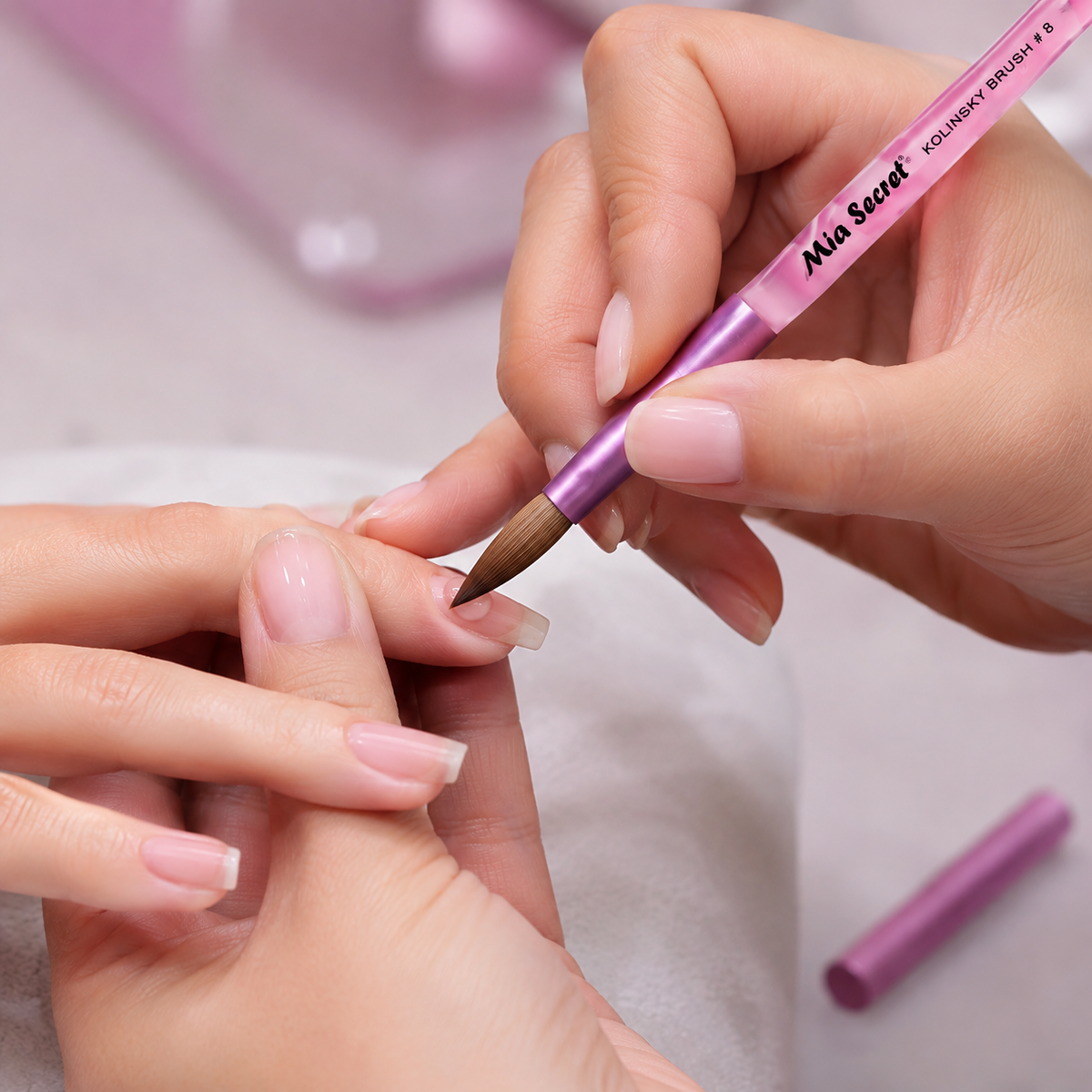 Mia Secret Oval Kolinsky Nail Brush #8 KNB-8OR