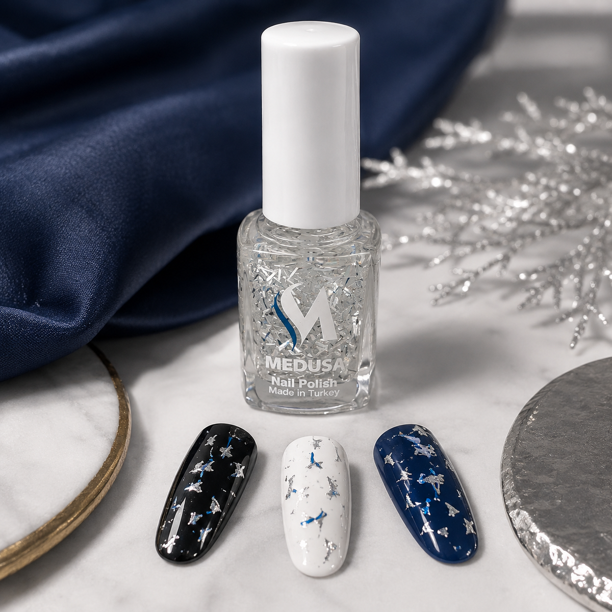 Medusa Nail Polish Esmalte Decorativo Metálico 0.37 oz MNP100