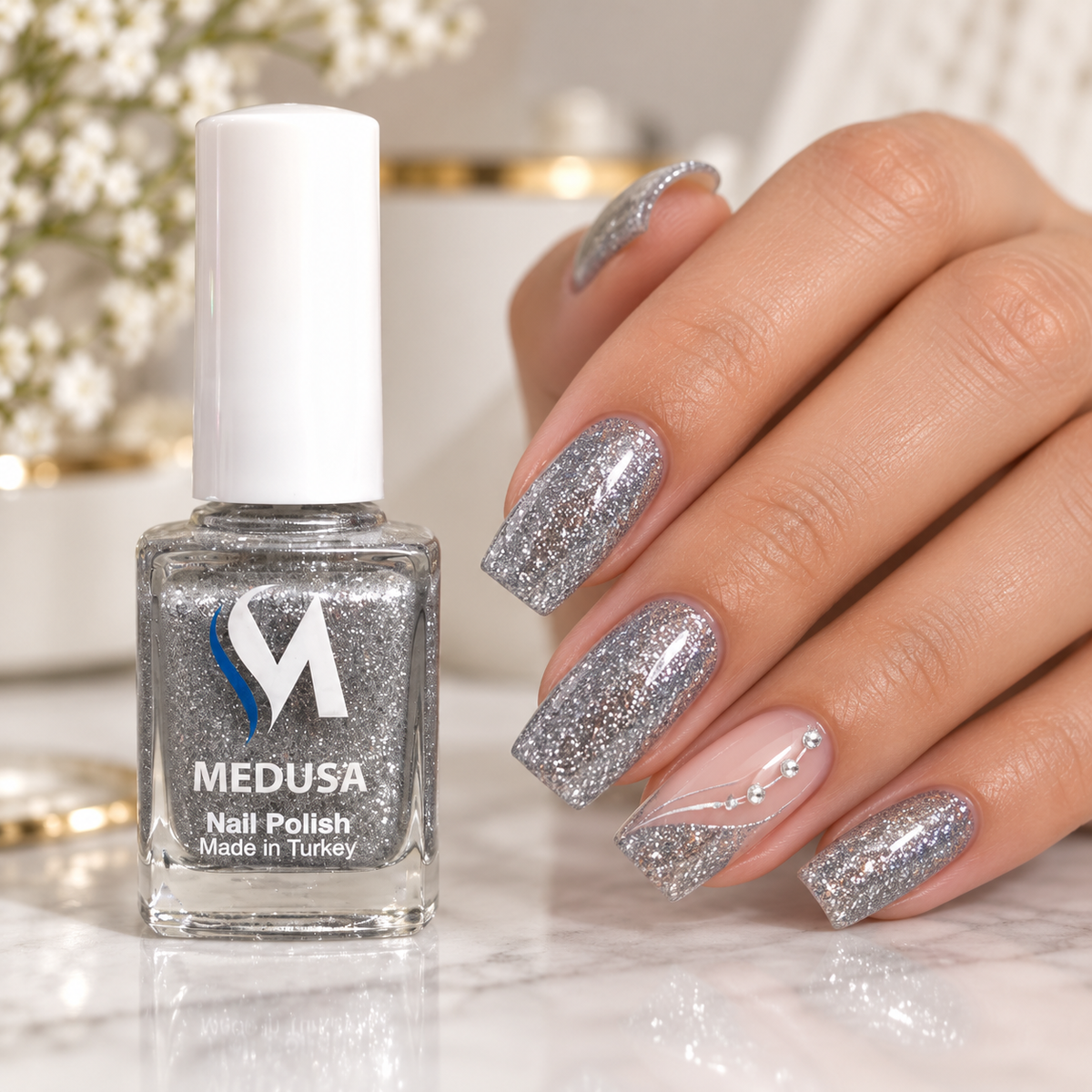 Medusa Esmalte Plateado Glitter MNP10 0.37 oz