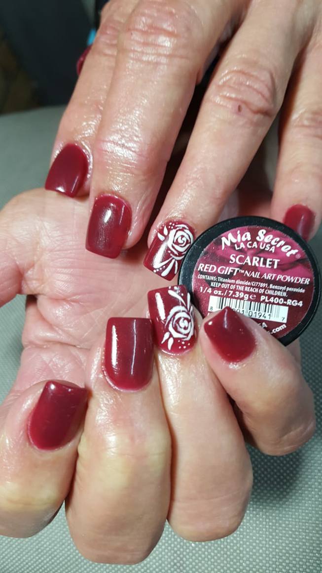 🍷 Mia Secret Polvo Acrílico Scarlet (1/4 oz) | Colección Red Gift, Tono Clásico y Premium PL400-RG4
