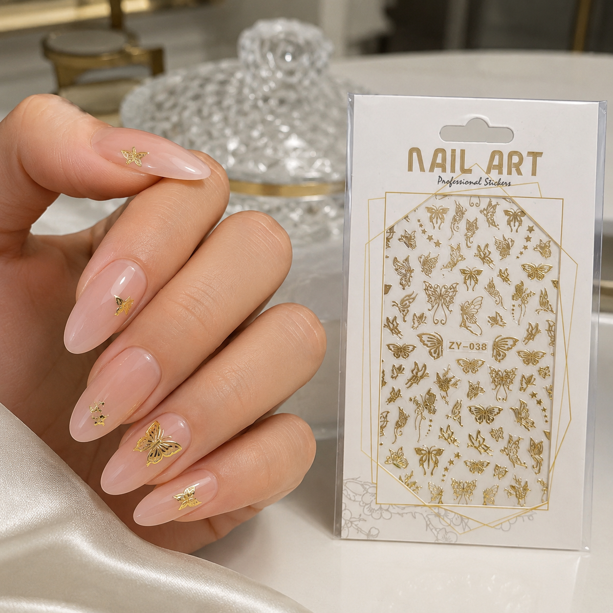 Nail Art Professional Stickers ZY-038 – Mariposas Doradas para Uñas