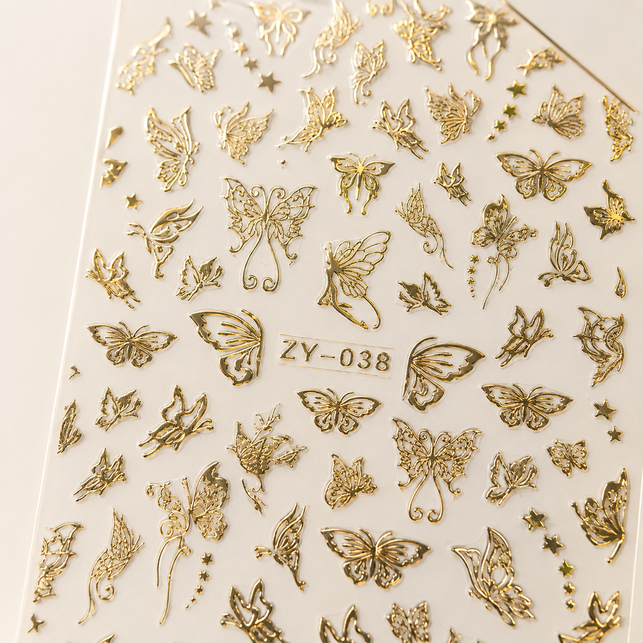Nail Art Professional Stickers ZY-038 – Mariposas Doradas para Uñas