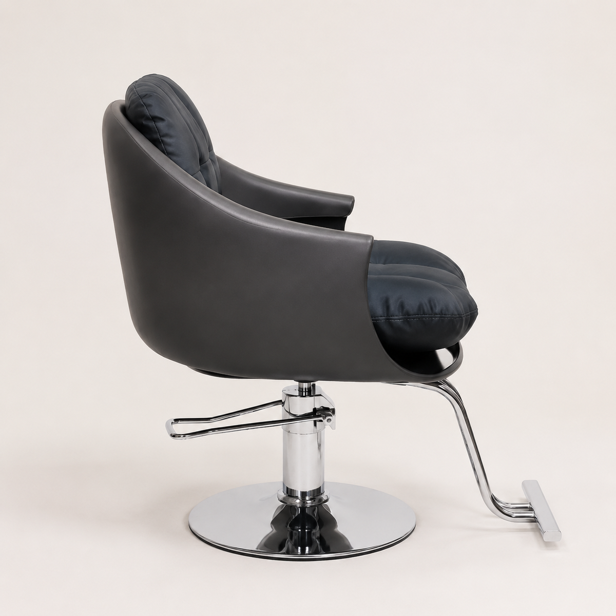 Beauty Style Silla Denise Negra Hidráulica con Base Cromada | 2525213